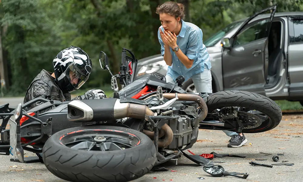 driver hits motorcyclist - motorcycle accident lawyer in collinsville il