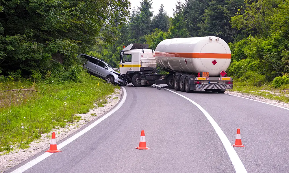 heavy truck accident with another vehicle - collinsville il